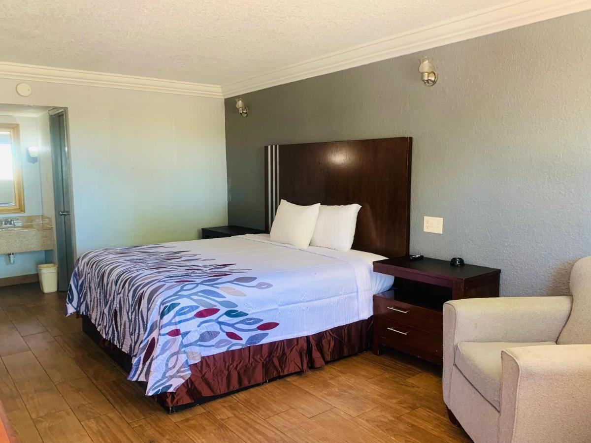 Budget Inn And Suites Crowley Kültér fotó